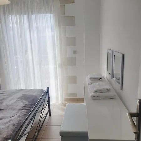 Thami Villa